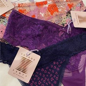 Savage Fenty New 3 thongs